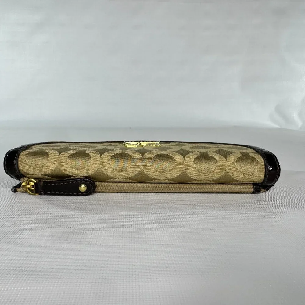 VINTAGE Coach Madison Op Art Checkbook Wallet | Khaki Brown Canvas Patent Leathe